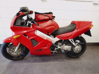/photos/12391/f6bf282b-cb36-461d-96e1-4c625c6ce17e_i320x240.jpg